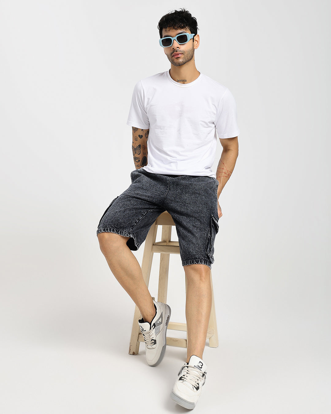 Acid-wash black cargo denim shorts