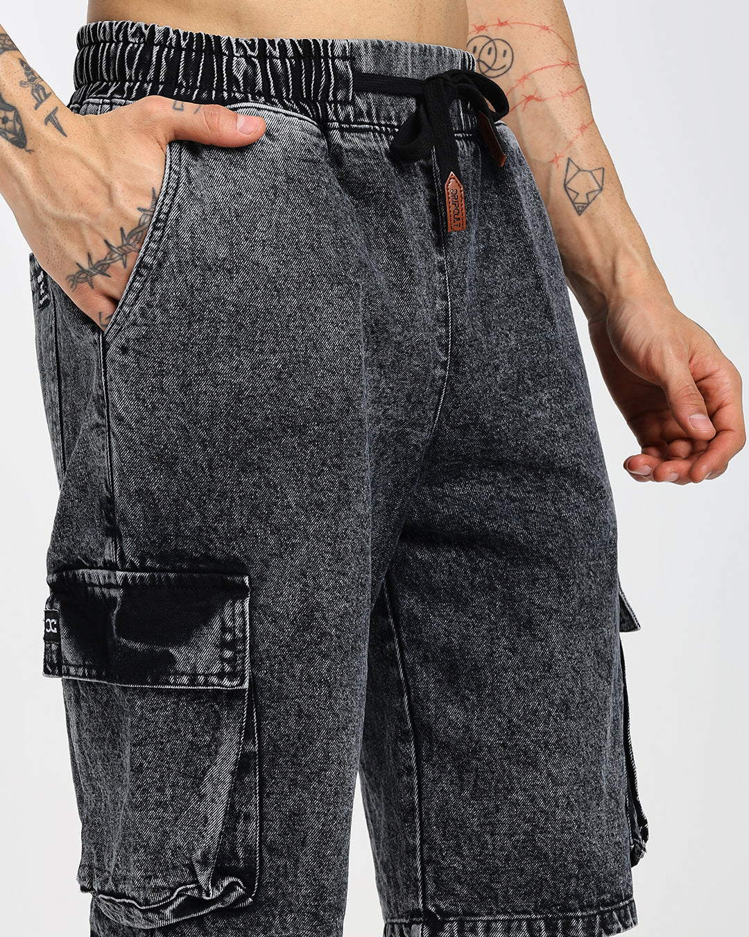 Acid-wash black cargo denim shorts