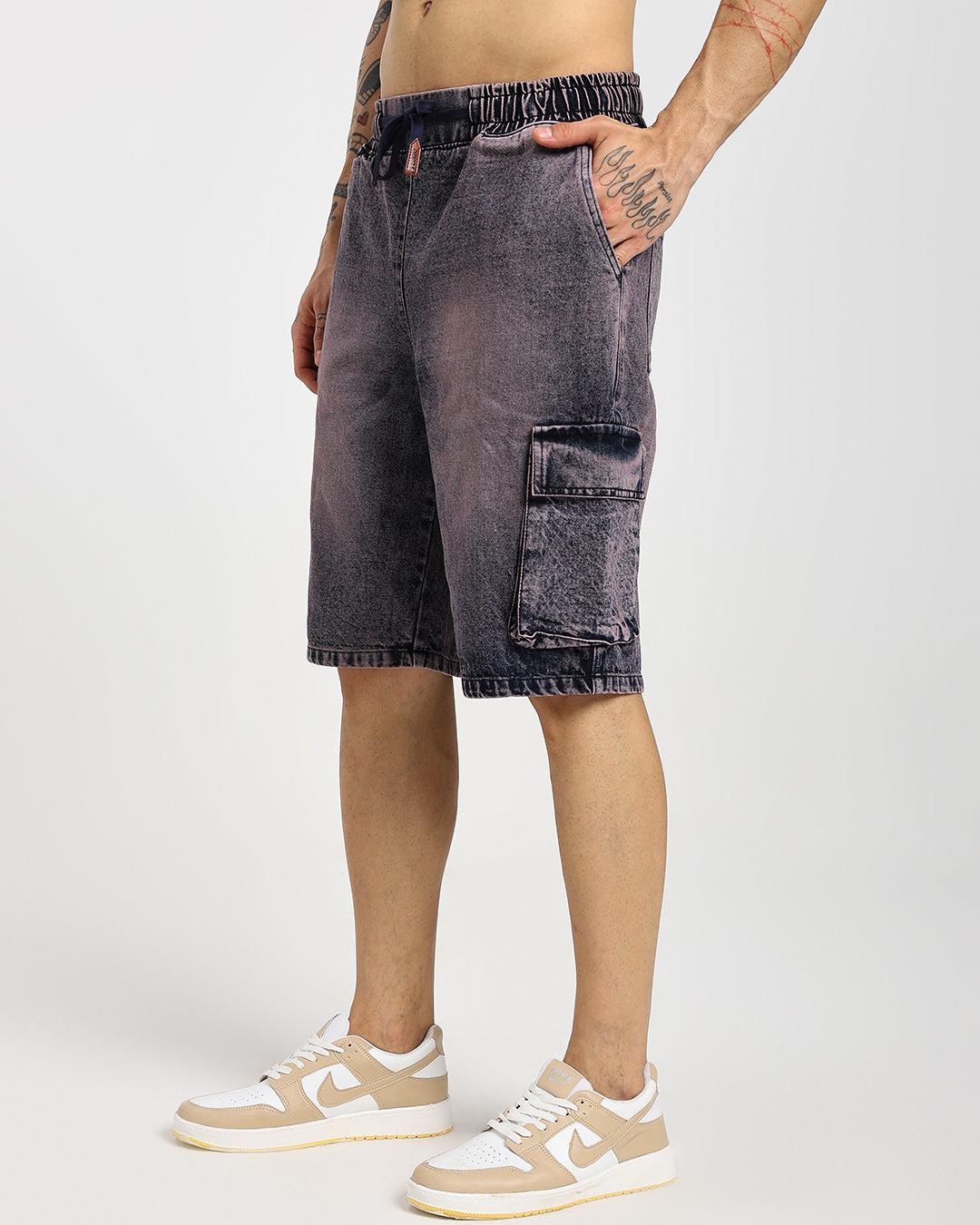 Acid-wash dregs cargo denim shorts