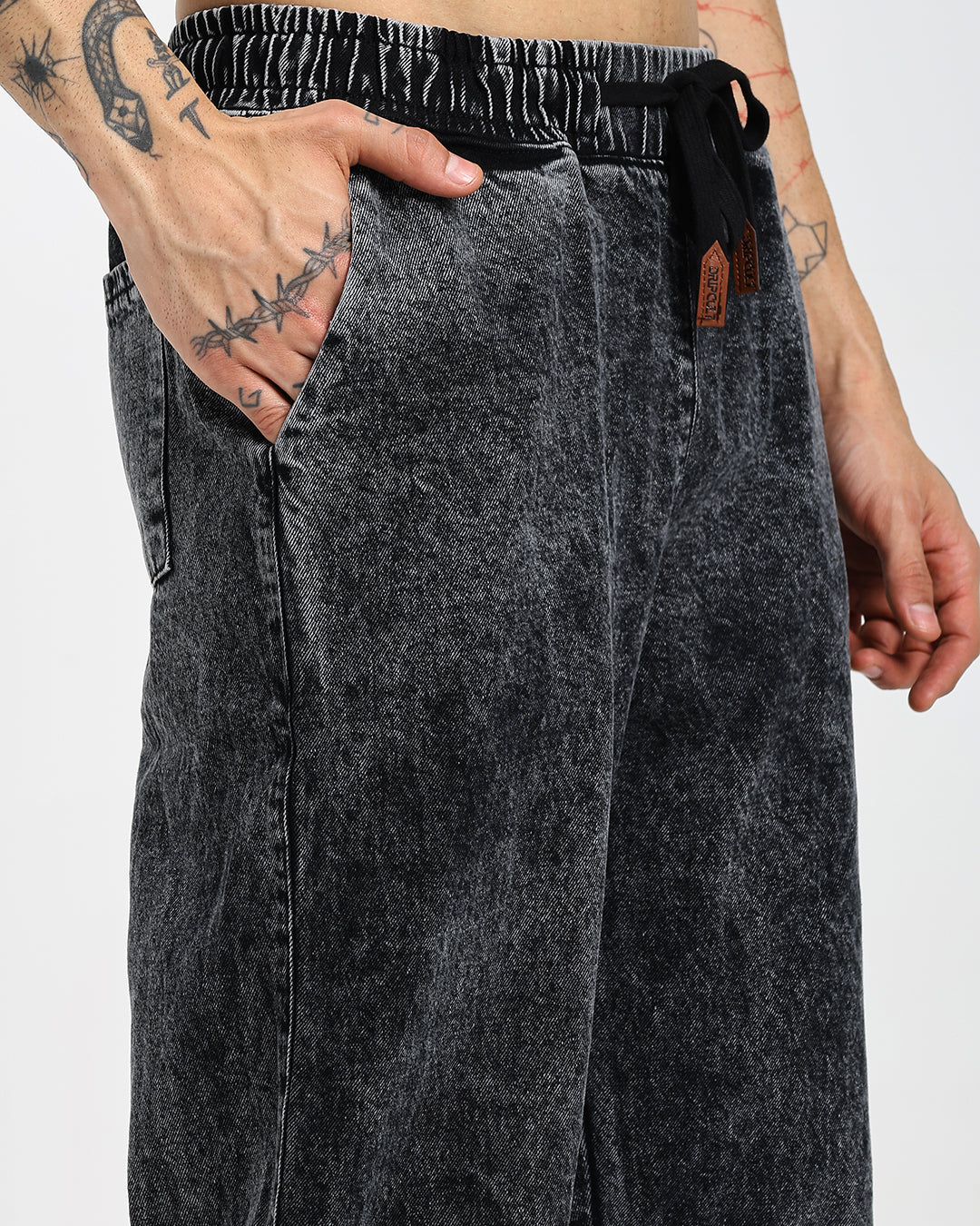 Acid-wash straight black denim pants