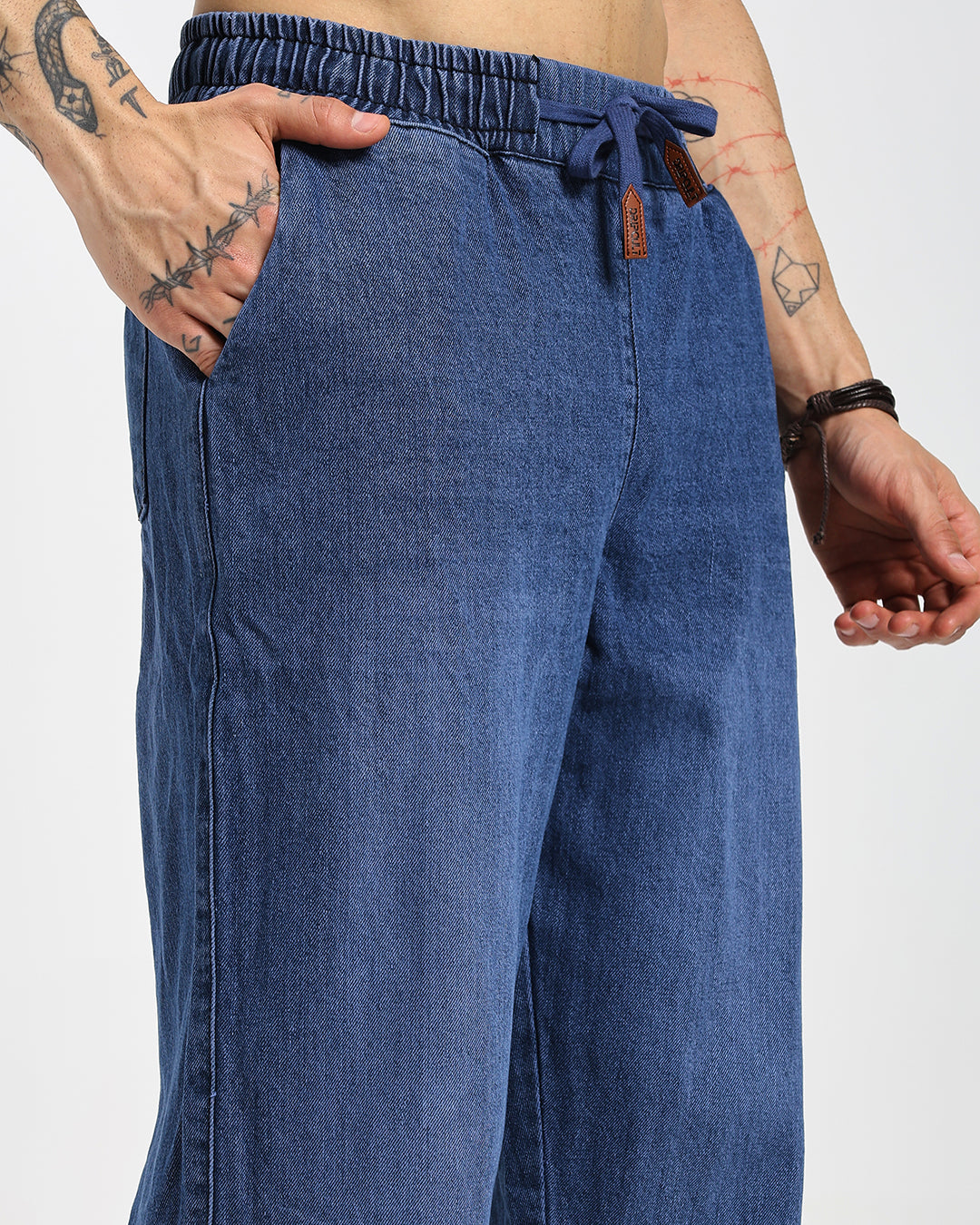 Acid-wash straight blue denim pants
