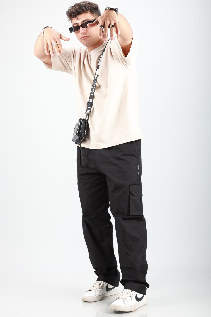 black cargo baggy pant