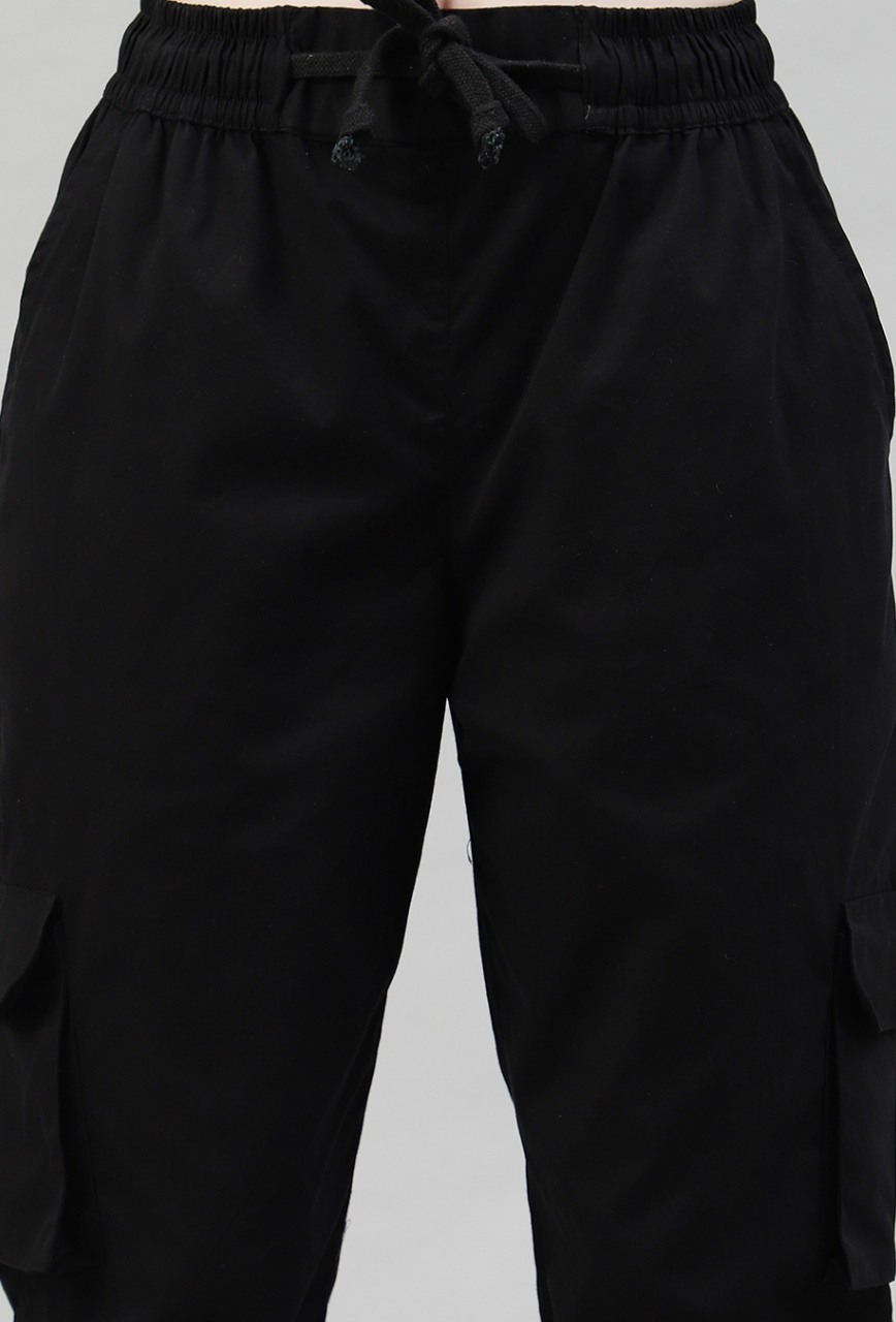 Black 3 Cargo Pocket Baggy Pant